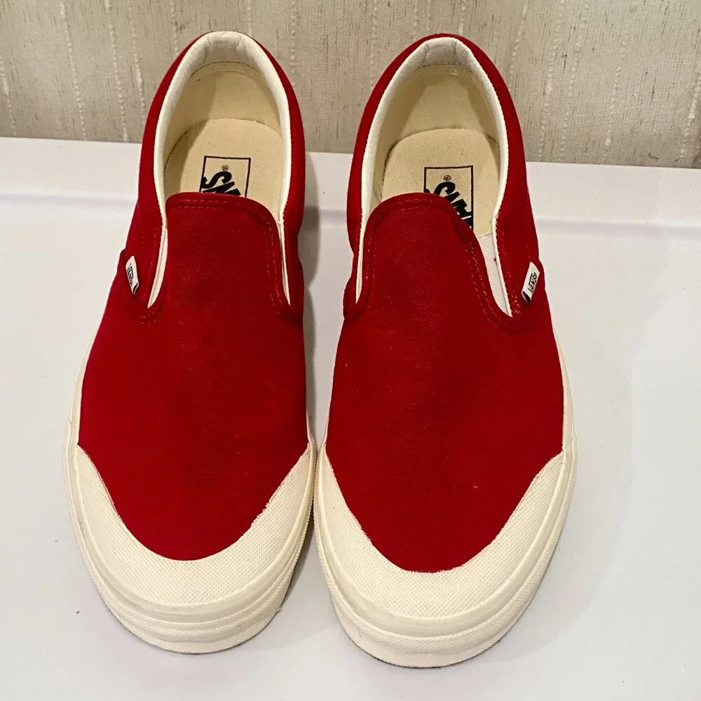 Vans Classic Slip-On Skate Shoes Off-White Toe Cap Red Canvas Men’s 10.5